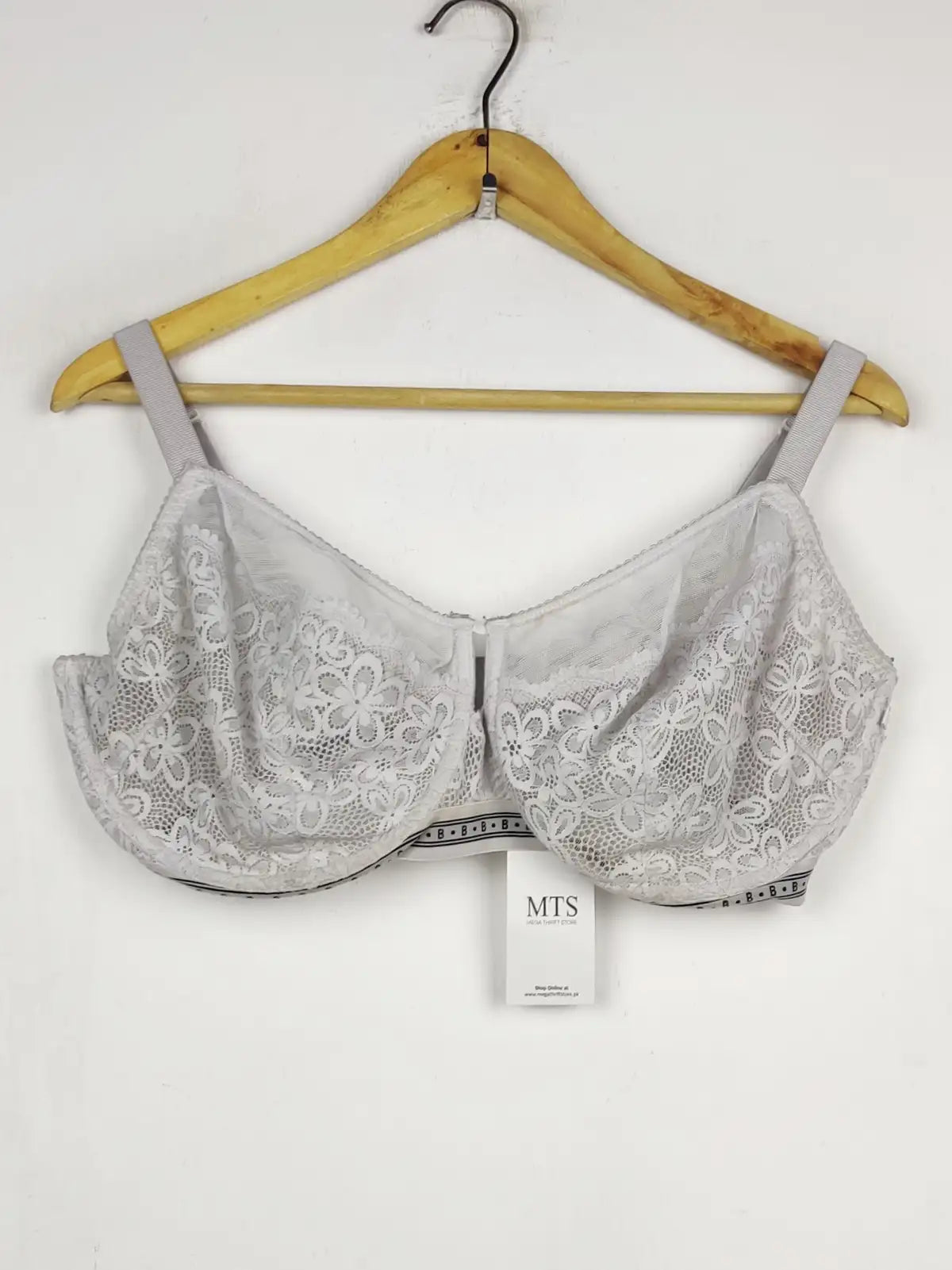 Buy online pre-used pre-loved 100% authentic & Original branded Marks & Spencer Euro 85H (BU-1555) available in Pakistan. Top international brands avilable.