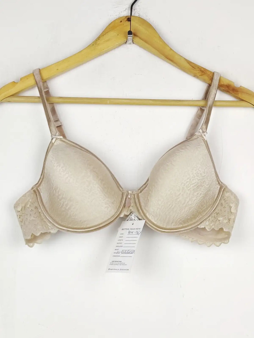 Buy online pre-used pre-loved 100% authentic & Original branded Marks & Spencer Euro 85A (BU-1567) available in Pakistan. Top international brands avilable.