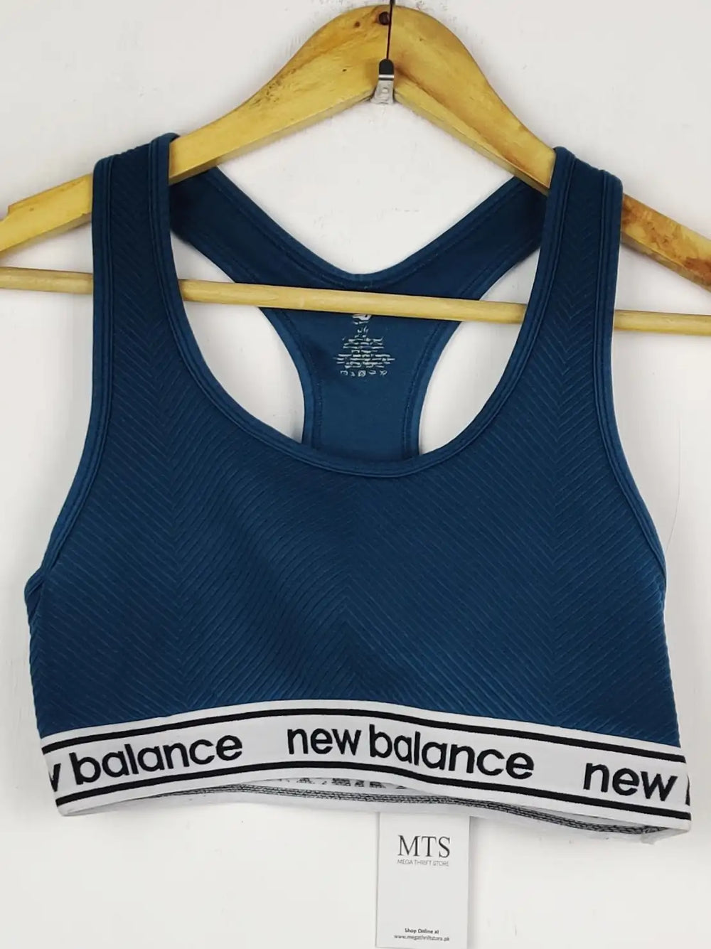 Buy online pre-used pre-loved 100% authentic & Original branded N.E.W B.A.L.A.N.C.E (BU-1582) available in Pakistan. Top international brands avilable.