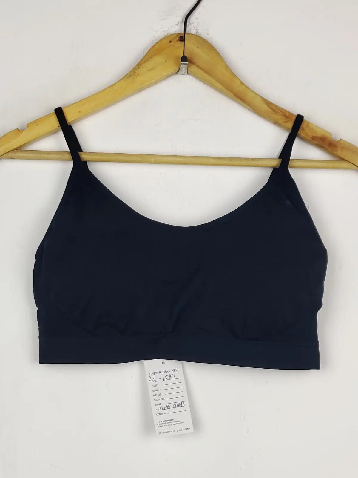 Buy online pre-used pre-loved 100% authentic & Original branded Primark , Euro 44 (BU-1589) available in Pakistan. Top international brands avilable.
