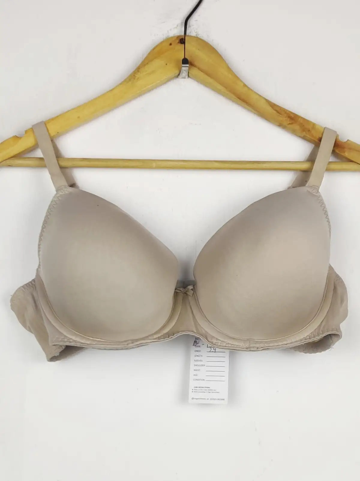 Buy online pre-used pre-loved 100% authentic & Original branded George 36 E (BU-1595) available in Pakistan. Top international brands avilable.