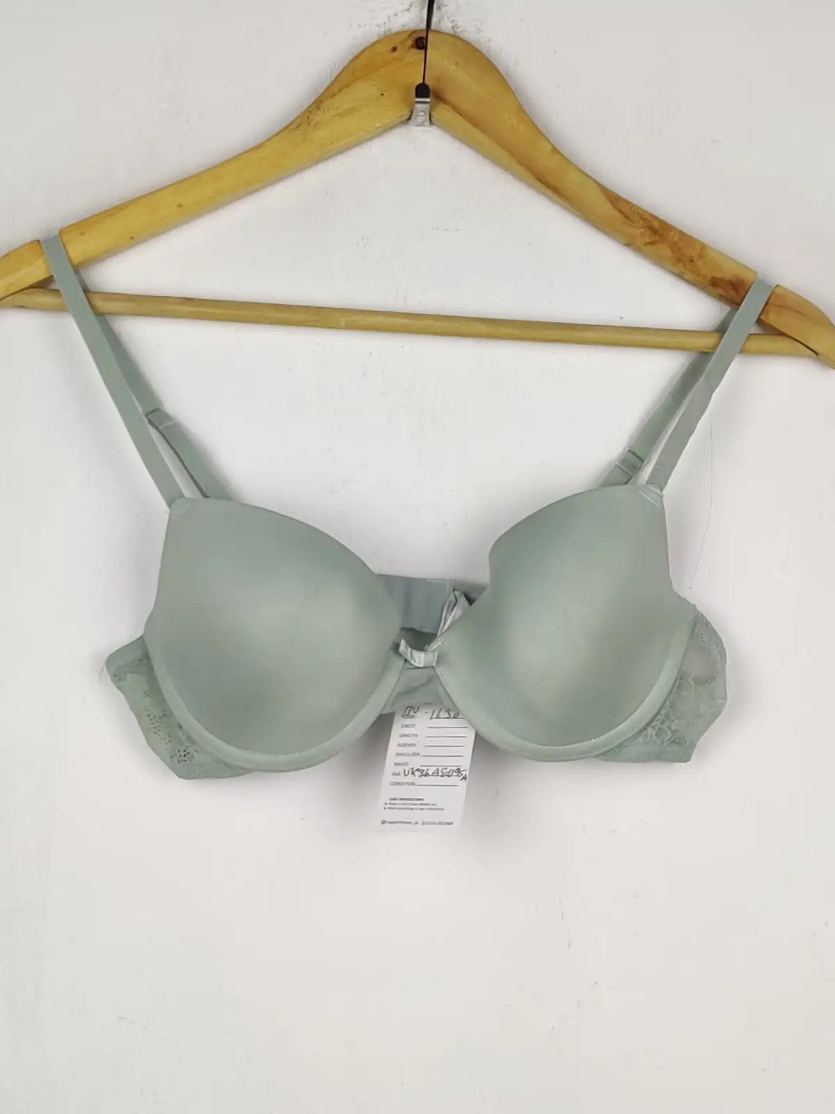 Buy online pre-used pre-loved 100% authentic & Original branded Primark Euro 95A (BU-1638) available in Pakistan. Top international brands avilable.