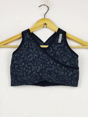 Buy online pre-used pre-loved 100% authentic & Original branded Gymsharks (BU-1651) available in Pakistan. Top international brands avilable.
