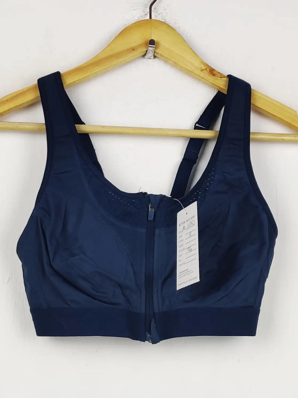 Buy online pre-used pre-loved 100% authentic & Original branded Sweaty Betty (BU-1652) available in Pakistan. Top international brands avilable.