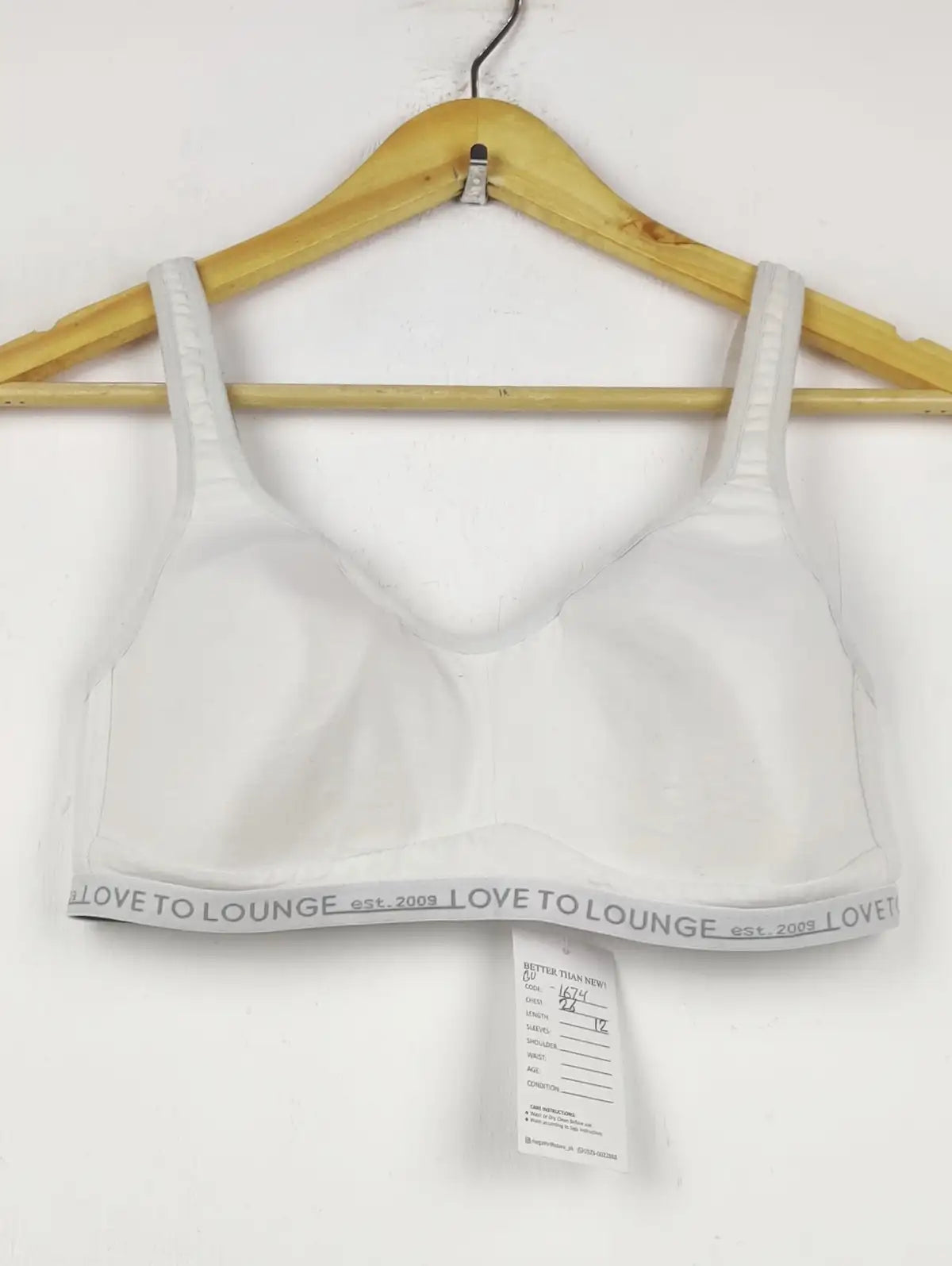 Buy online pre-used pre-loved 100% authentic & Original branded I Love Toloungf (BU-1674) available in Pakistan. Top international brands avilable.