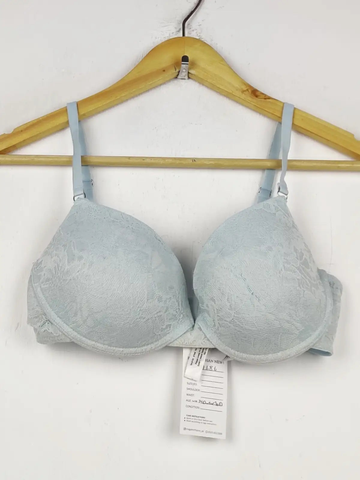 Buy online pre-used pre-loved 100% authentic & Original branded Primark Euro 90D (BU-1686) available in Pakistan. Top international brands avilable.