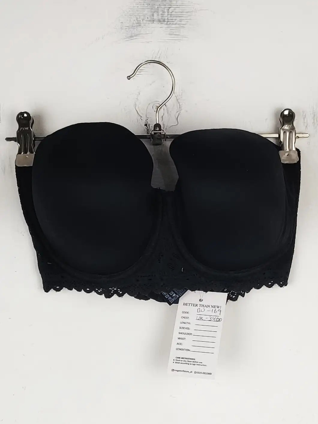 Buy online pre-used pre-loved 100% authentic & Original branded M&S (BU-169) available in Pakistan. Top international brands avilable.