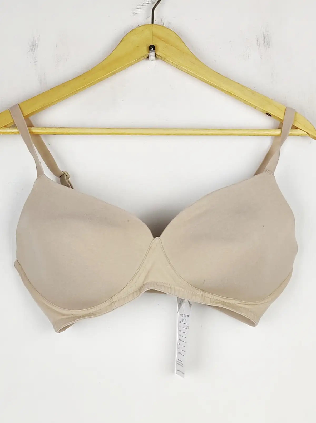 Buy online pre-used pre-loved 100% authentic & Original branded Marks & Spencer (BU-172) available in Pakistan. Top international brands avilable.