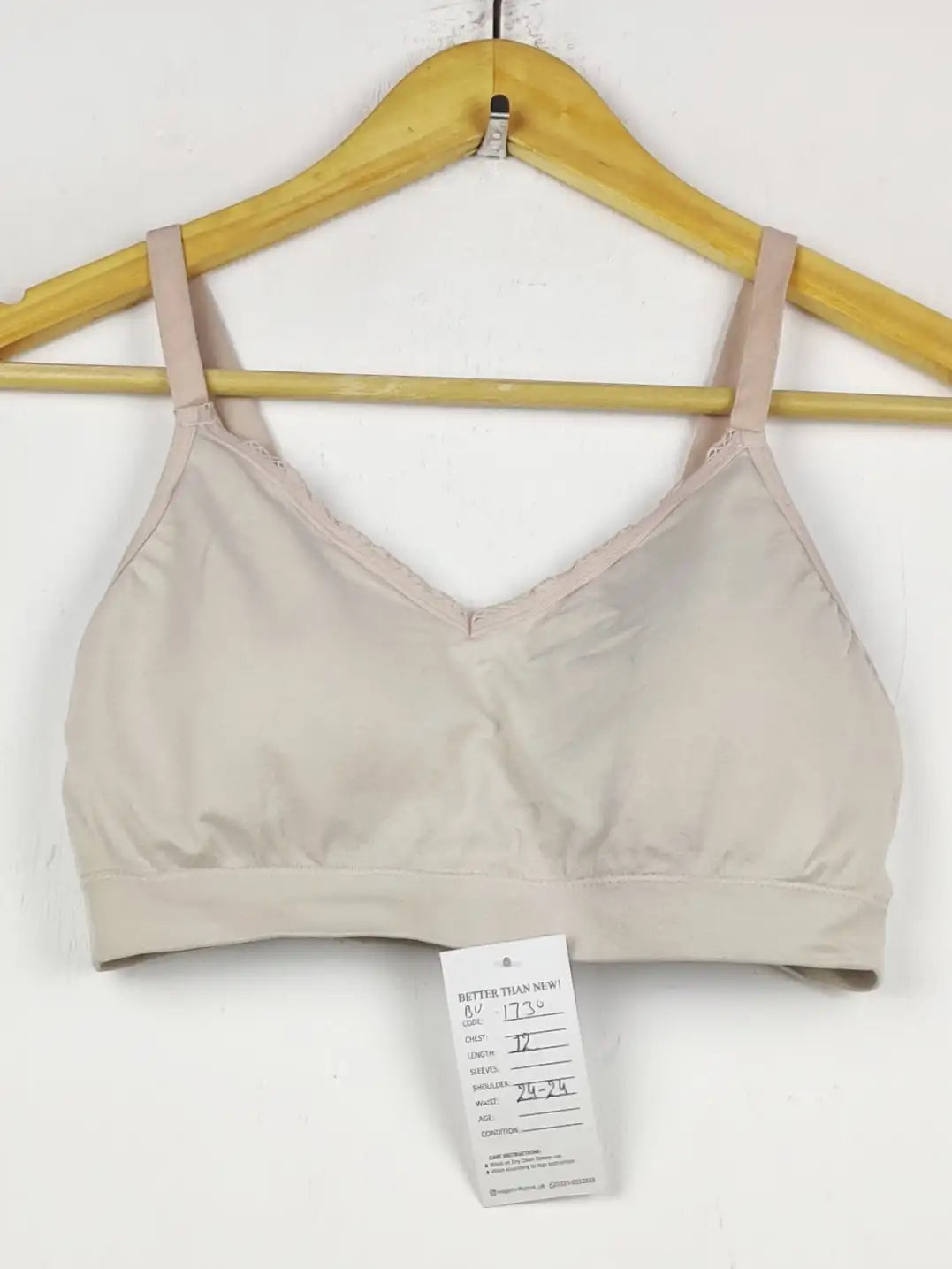 Buy online pre-used pre-loved 100% authentic & Original branded Marks & Spencer (BU-1730) available in Pakistan. Top international brands avilable.