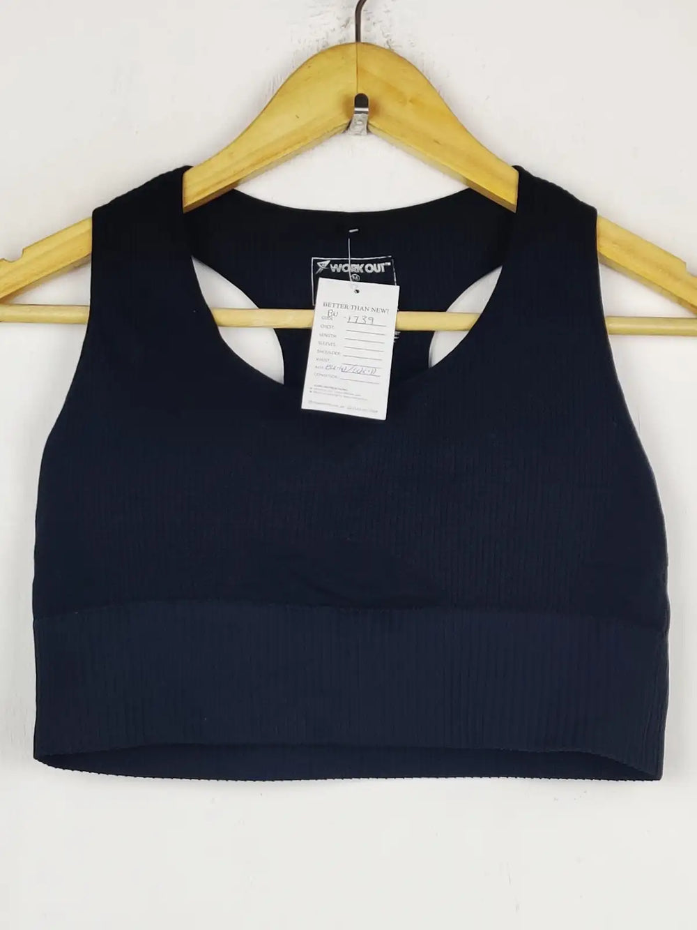 Buy online pre-used pre-loved 100% authentic & Original branded Workout Euro 40 (BU-1739) available in Pakistan. Top international brands avilable.