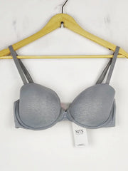 Buy online pre-used pre-loved 100% authentic & Original branded Victoria Secret (BU-173) available in Pakistan. Top international brands avilable.