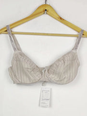 Buy online pre-used pre-loved 100% authentic & Original branded Chantelle Euro 75F (BU-1753) available in Pakistan. Top international brands avilable.