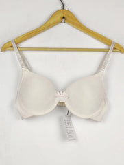 Buy online pre-used pre-loved 100% authentic & Original branded Unknown Brand (BU-1763) available in Pakistan. Top international brands avilable.