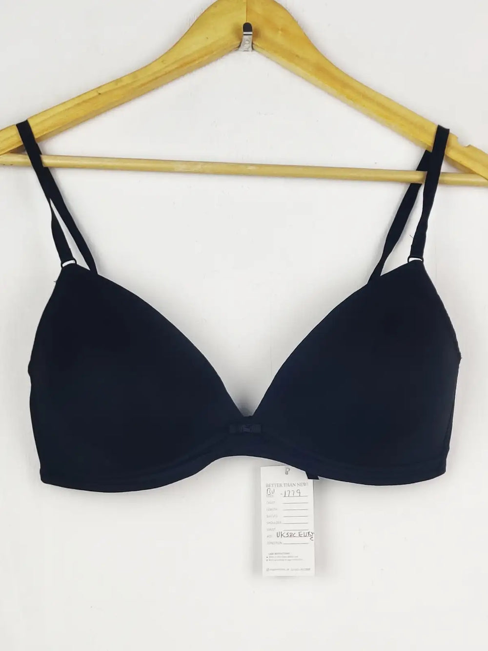 Buy online pre-used pre-loved 100% authentic & Original branded Secret Possessions 85C (BU-1779) available in Pakistan. Top international brands avilable.