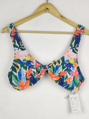 Buy online pre-used pre-loved 100% authentic & Original branded Primark Euro 44 (BU-1781) available in Pakistan. Top international brands avilable.