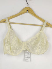 Buy online pre-used pre-loved 100% authentic & Original branded Primark Euro 85H (BU-1788) available in Pakistan. Top international brands avilable.