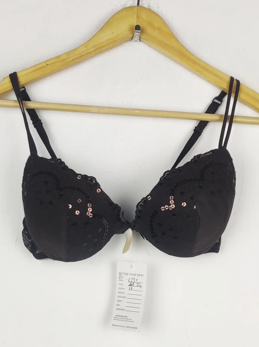 Buy online pre-used pre-loved 100% authentic & Original branded Secret (BU-1790) available in Pakistan. Top international brands avilable.