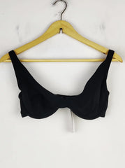 Buy online pre-used pre-loved 100% authentic & Original branded Asos (BU-17) available in Pakistan. Top international brands avilable.