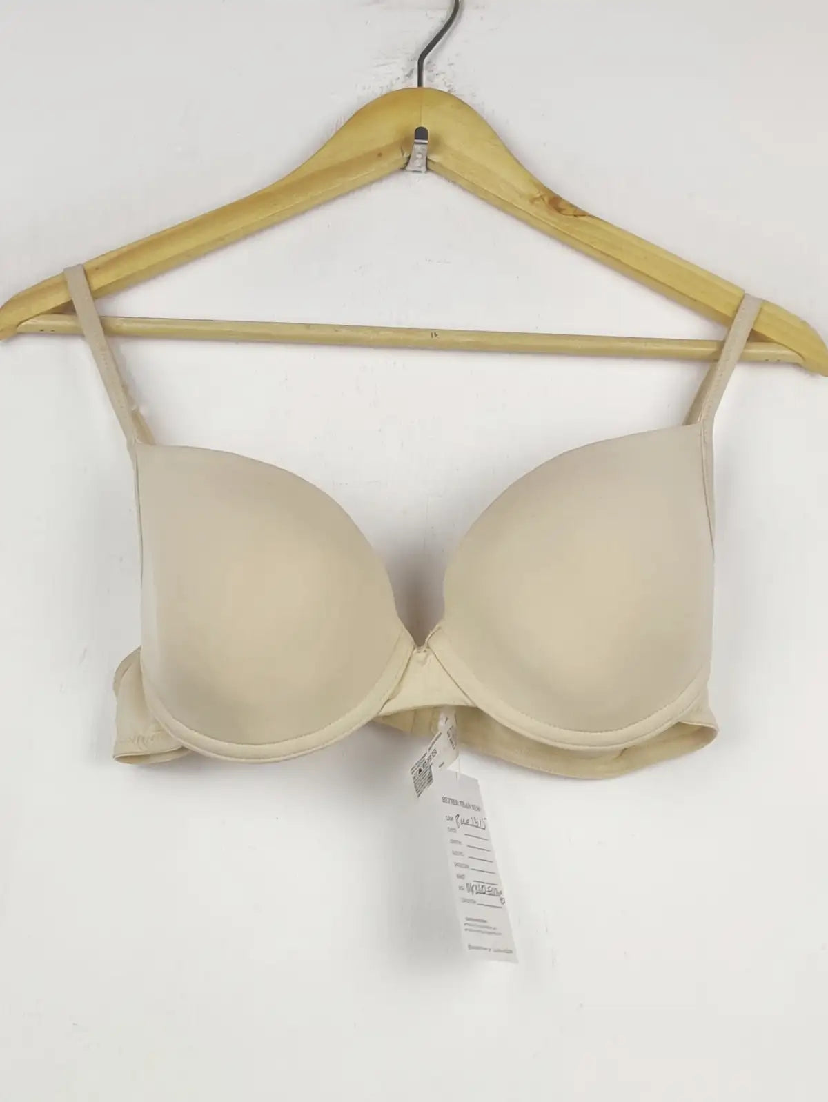 Buy online pre-used pre-loved 100% authentic & Original branded Debenhams 80D (BU-1815) available in Pakistan. Top international brands avilable.