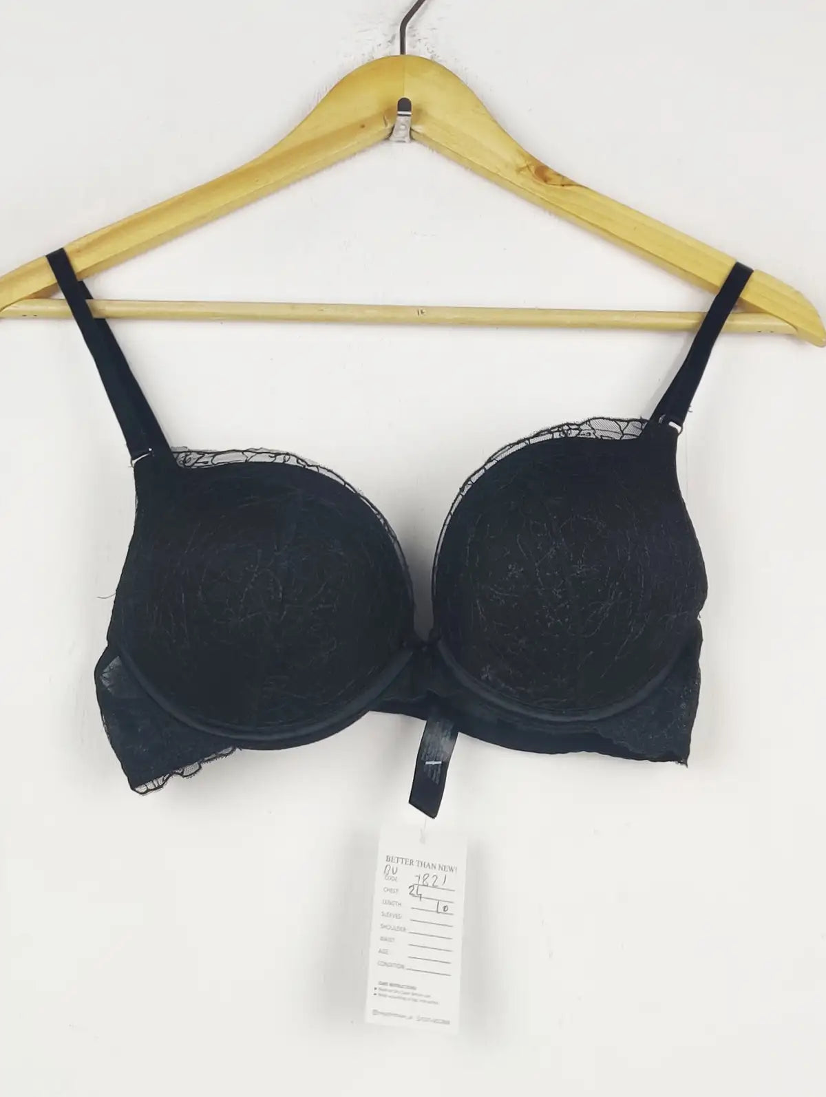 Buy online pre-used pre-loved 100% authentic & Original branded Secret Possessions 75B (BU-1821) available in Pakistan. Top international brands avilable.