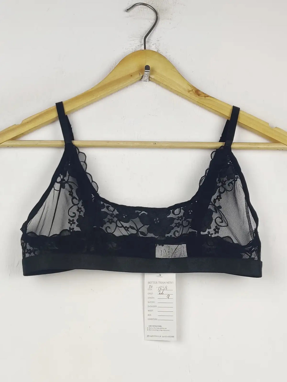 Buy online pre-used pre-loved 100% authentic & Original branded Unknown Brand (BU-1858) available in Pakistan. Top international brands avilable.