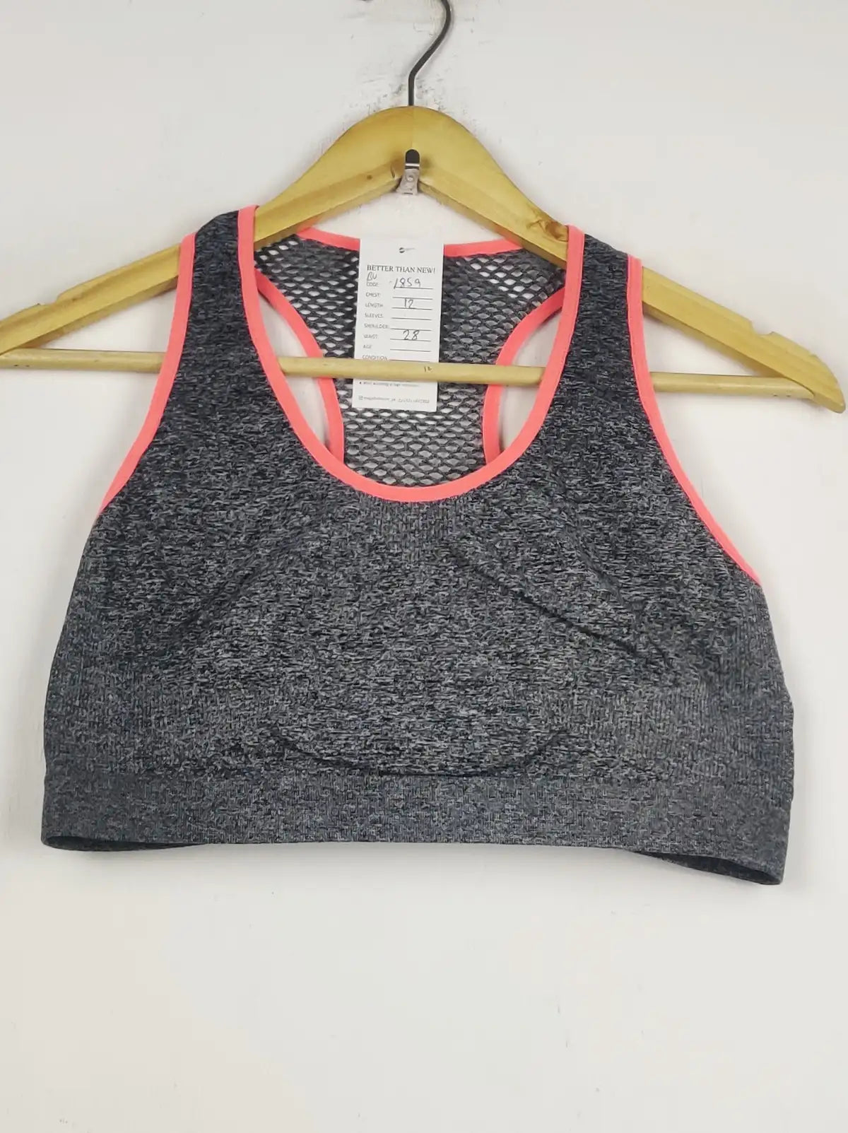 Buy online pre-used pre-loved 100% authentic & Original branded Unknown Brand (BU-1859) available in Pakistan. Top international brands avilable.