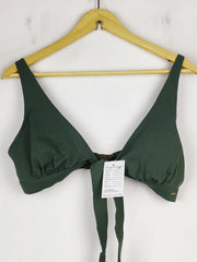 Buy online pre-used pre-loved 100% authentic & Original branded F&F (BU-188) available in Pakistan. Top international brands avilable.