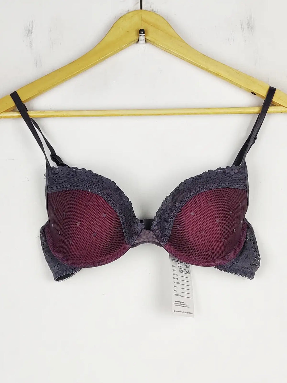 Buy online pre-used pre-loved 100% authentic & Original branded Dkny (BU-190) available in Pakistan. Top international brands avilable.