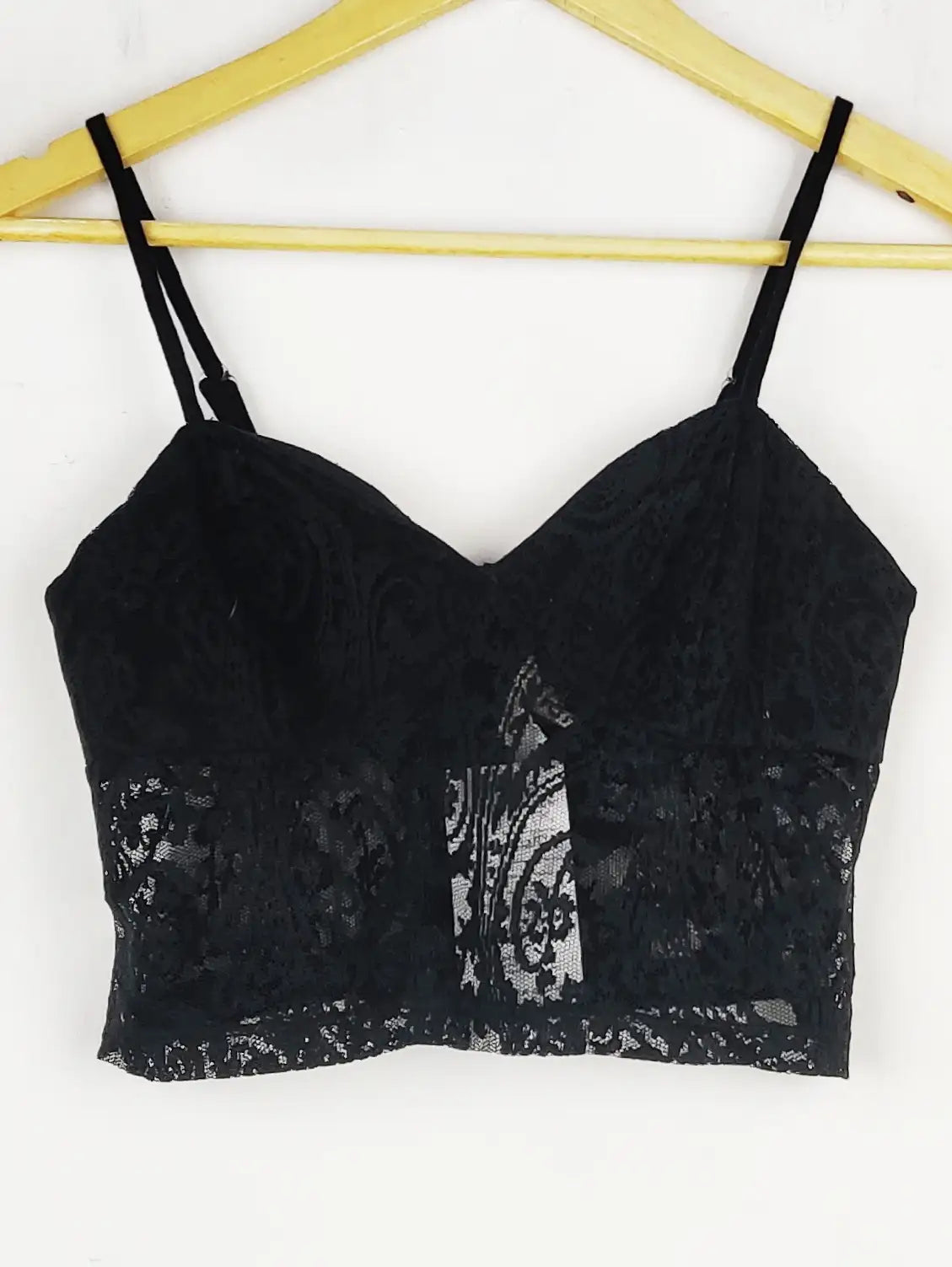 Buy online pre-used pre-loved 100% authentic & Original branded Atmosphere (BU-196) available in Pakistan. Top international brands avilable.