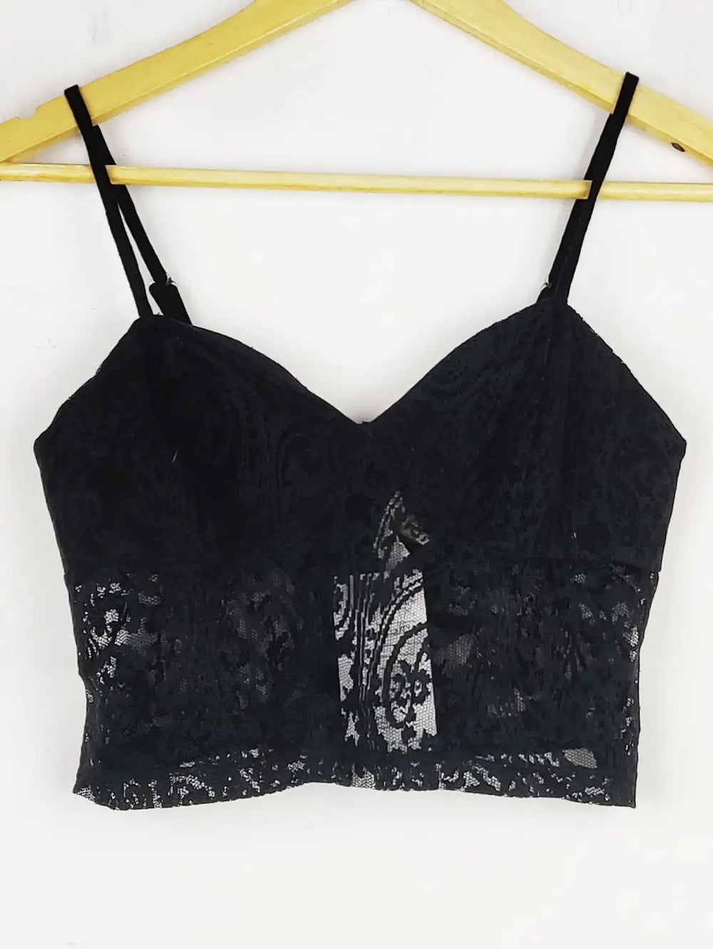 Buy online pre-used pre-loved 100% authentic & Original branded Atmosphere (BU-196) available in Pakistan. Top international brands avilable.