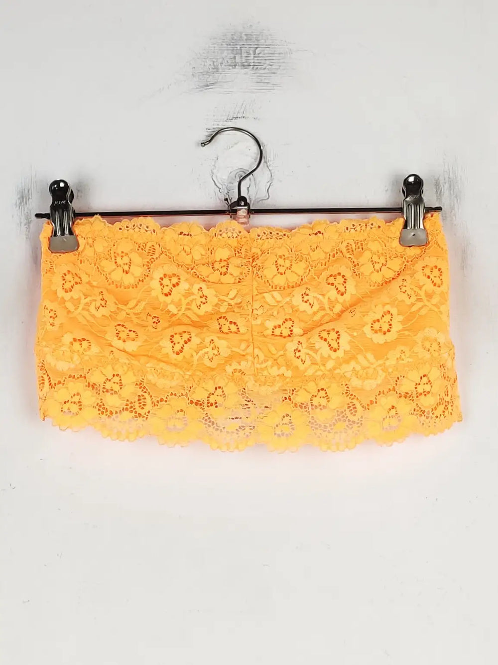 Buy online pre-used pre-loved 100% authentic & Original branded Lasenza (BU-235) available in Pakistan. Top international brands avilable.