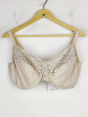 Buy online pre-used pre-loved 100% authentic & Original branded Marks & Spencer (BU-24) available in Pakistan. Top international brands avilable.