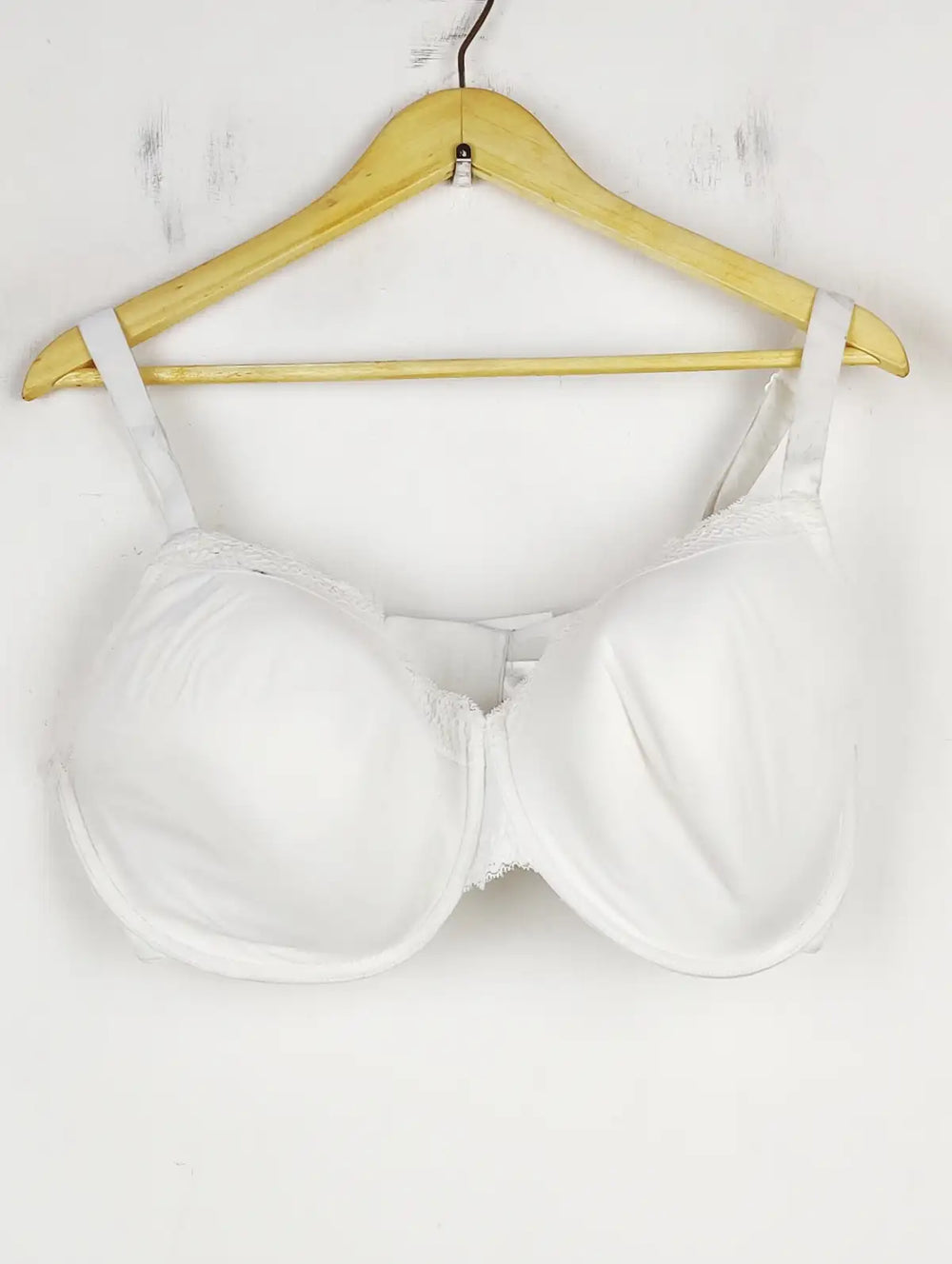 Buy online pre-used pre-loved 100% authentic & Original branded Marks & Spencer (BU-258) available in Pakistan. Top international brands avilable.