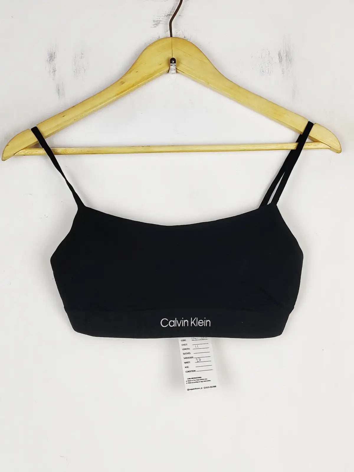 Buy online pre-used pre-loved 100% authentic & Original branded Calvin Klein (BU-380) available in Pakistan. Top international brands avilable.
