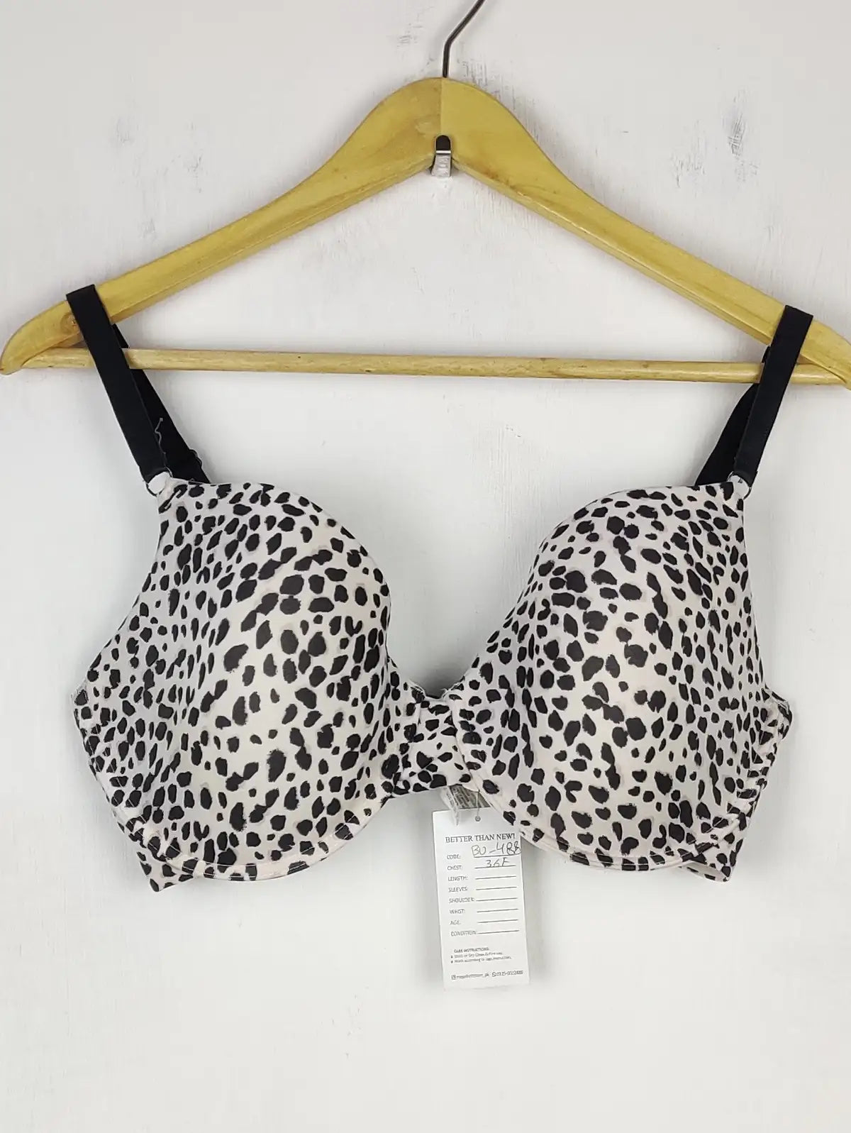Buy online pre-used pre-loved 100% authentic & Original branded Secret Possessions, Uk 36F (BU-488) available in Pakistan. Top international brands avilable.