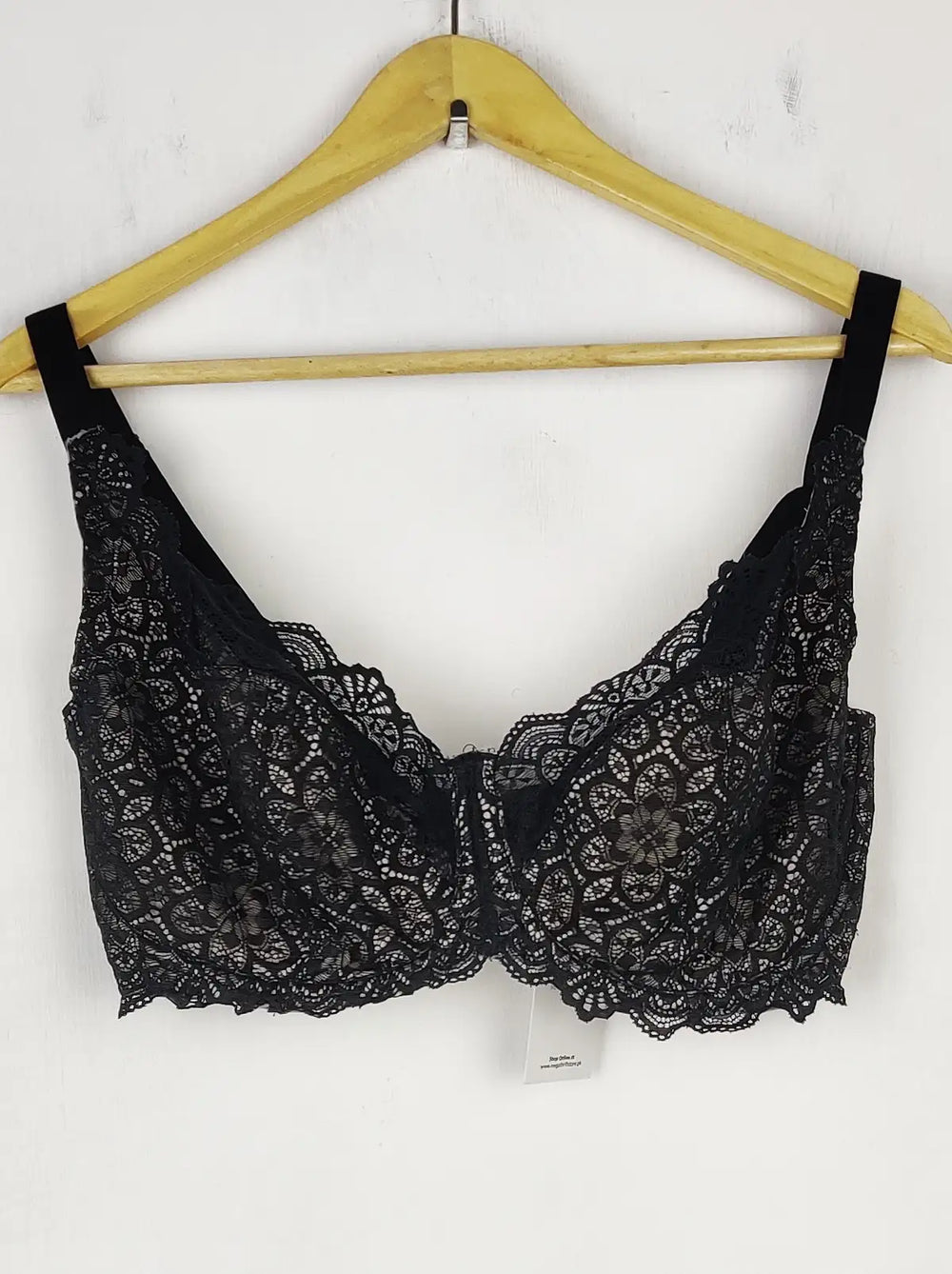 Buy online pre-used pre-loved 100% authentic & Original branded George ,Uk 34B (BU-490) available in Pakistan. Top international brands avilable.