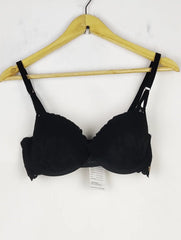 Buy online pre-used pre-loved 100% authentic & Original branded Unknown Brand (BU-492) available in Pakistan. Top international brands avilable.
