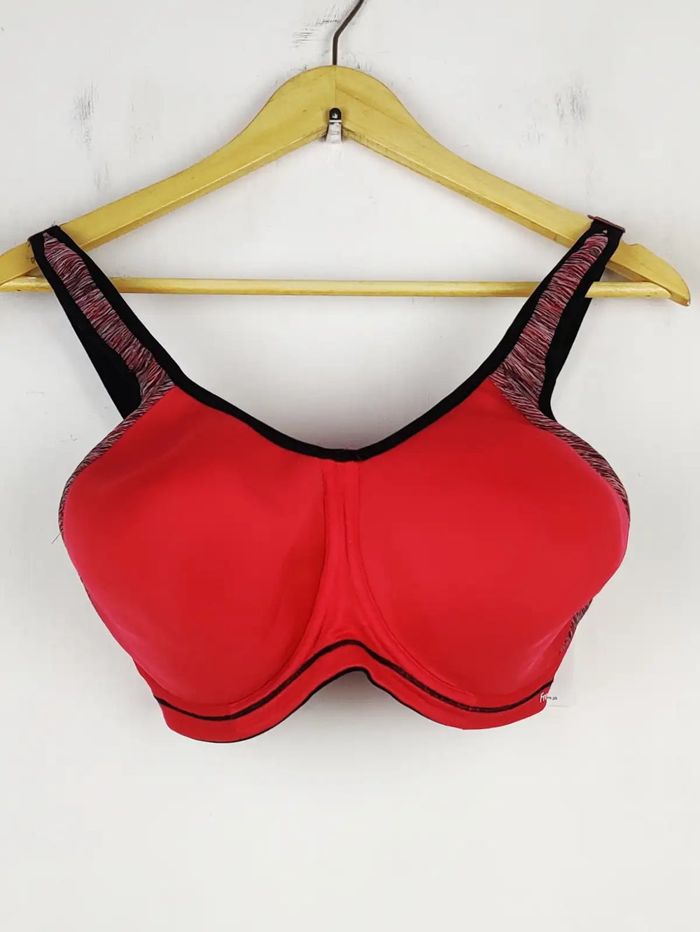 Buy online pre-used pre-loved 100% authentic & Original branded Freva (BU-52) available in Pakistan. Top international brands avilable.