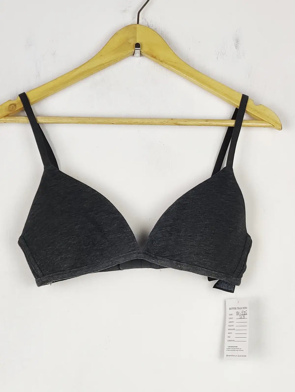 Buy online pre-used pre-loved 100% authentic & Original branded H&M , Uk 36B (BU-535) available in Pakistan. Top international brands avilable.