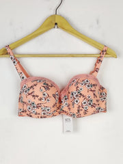 Buy online pre-used pre-loved 100% authentic & Original branded New Look , Uk 36Dd (BU-542) available in Pakistan. Top international brands avilable.