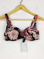 Buy online pre-used pre-loved 100% authentic & Original branded F&F ,Uk 36B (BU-545) available in Pakistan. Top international brands avilable.