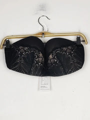 Buy online pre-used pre-loved 100% authentic & Original branded Wonderbra (BU-547) available in Pakistan. Top international brands avilable.