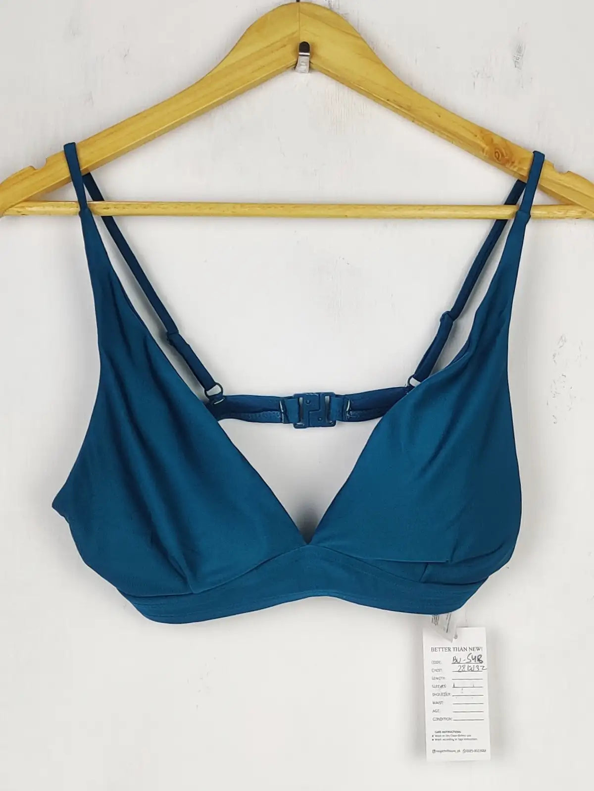 Buy online pre-used pre-loved 100% authentic & Original branded Primark, Uk 12 (BU-548) available in Pakistan. Top international brands avilable.