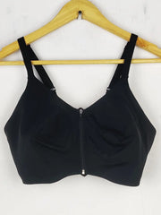 Buy online pre-used pre-loved 100% authentic & Original branded Unknown Brand (BU-556) available in Pakistan. Top international brands avilable.