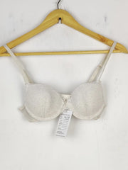Buy online pre-used pre-loved 100% authentic & Original branded Unknown Brand, Uk 34A (BU-576) available in Pakistan. Top international brands avilable.