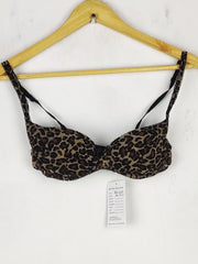 Buy online pre-used pre-loved 100% authentic & Original branded Topshop , Uk 32C (BU-629) available in Pakistan. Top international brands avilable.
