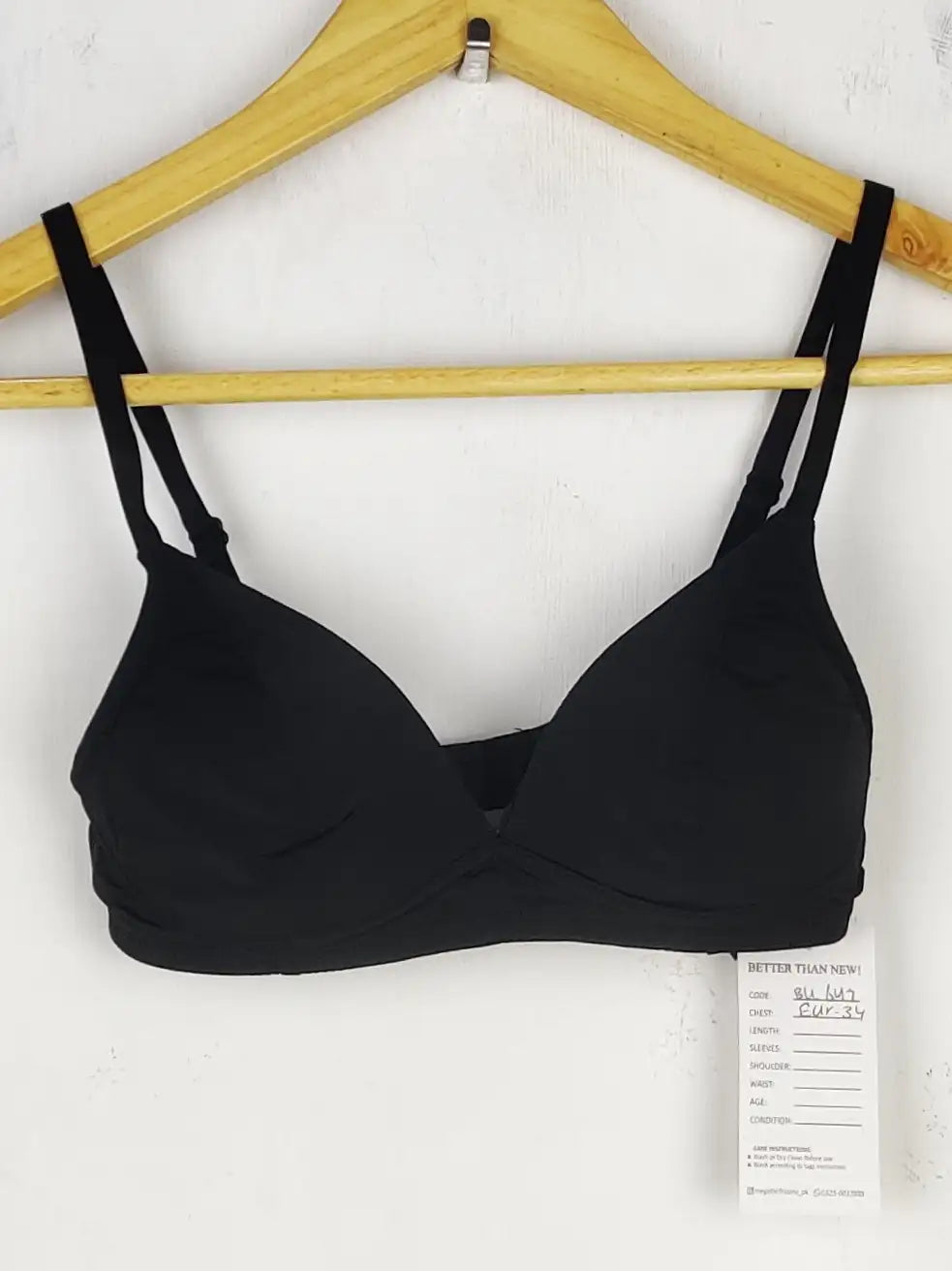 Buy online pre-used pre-loved 100% authentic & Original branded H&M, Uk 34 (BU-647) available in Pakistan. Top international brands avilable.