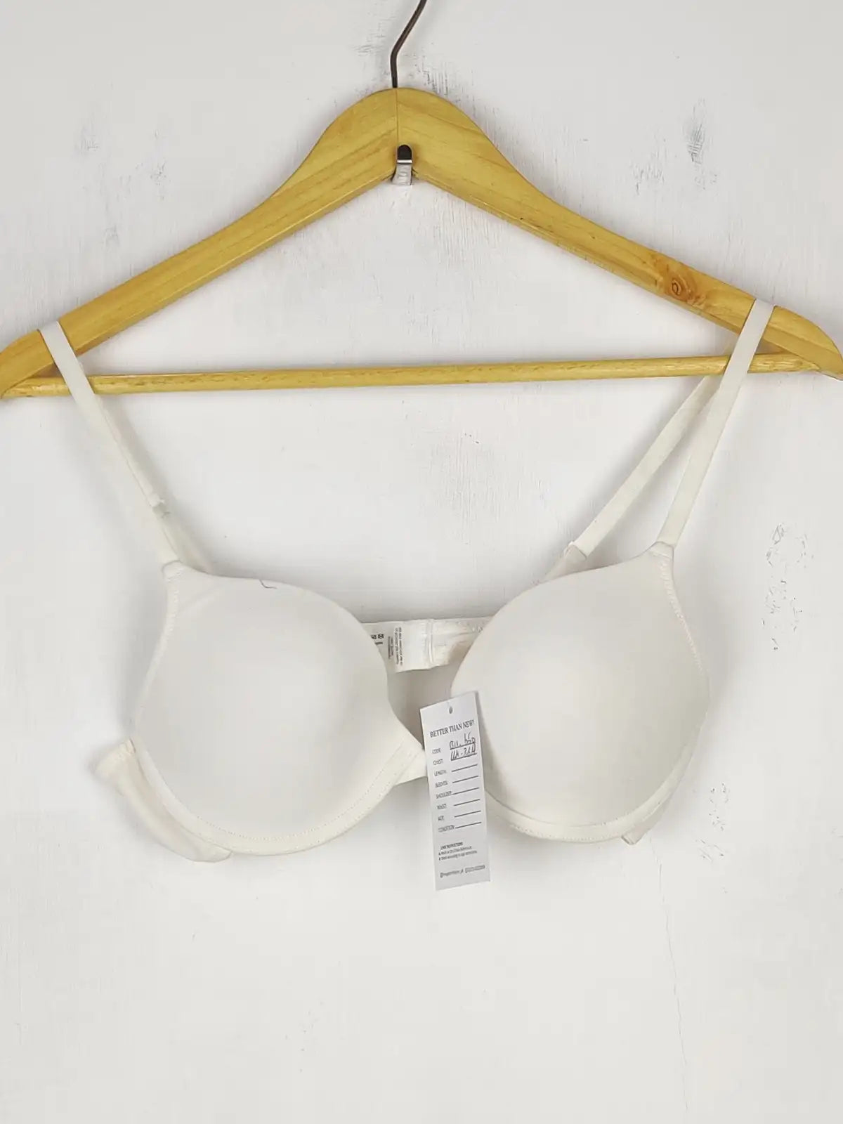 Buy online pre-used pre-loved 100% authentic & Original branded Marks & Spencer, Uk 36A (BU-650) available in Pakistan. Top international brands avilable.