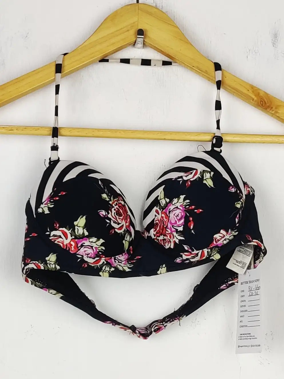 Buy online pre-used pre-loved 100% authentic & Original branded Forever21, Uk 8 (BU-660) available in Pakistan. Top international brands avilable.
