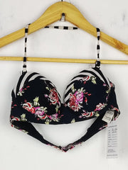 Buy online pre-used pre-loved 100% authentic & Original branded Forever21, Uk 8 (BU-660) available in Pakistan. Top international brands avilable.